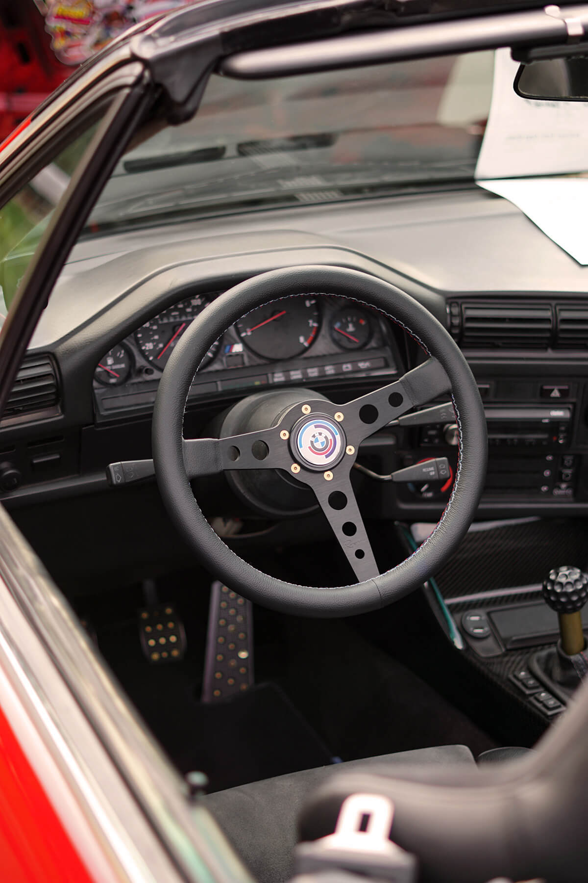 BMW E30 Convertible steering wheel