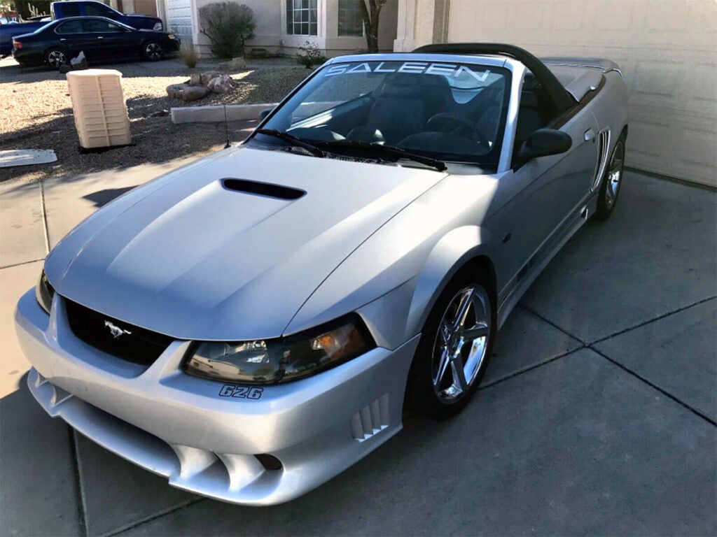 Ford mustang saleen s281