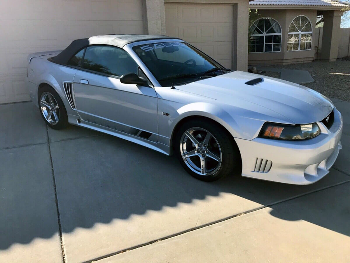 Saleen S281 SN95 with the top up