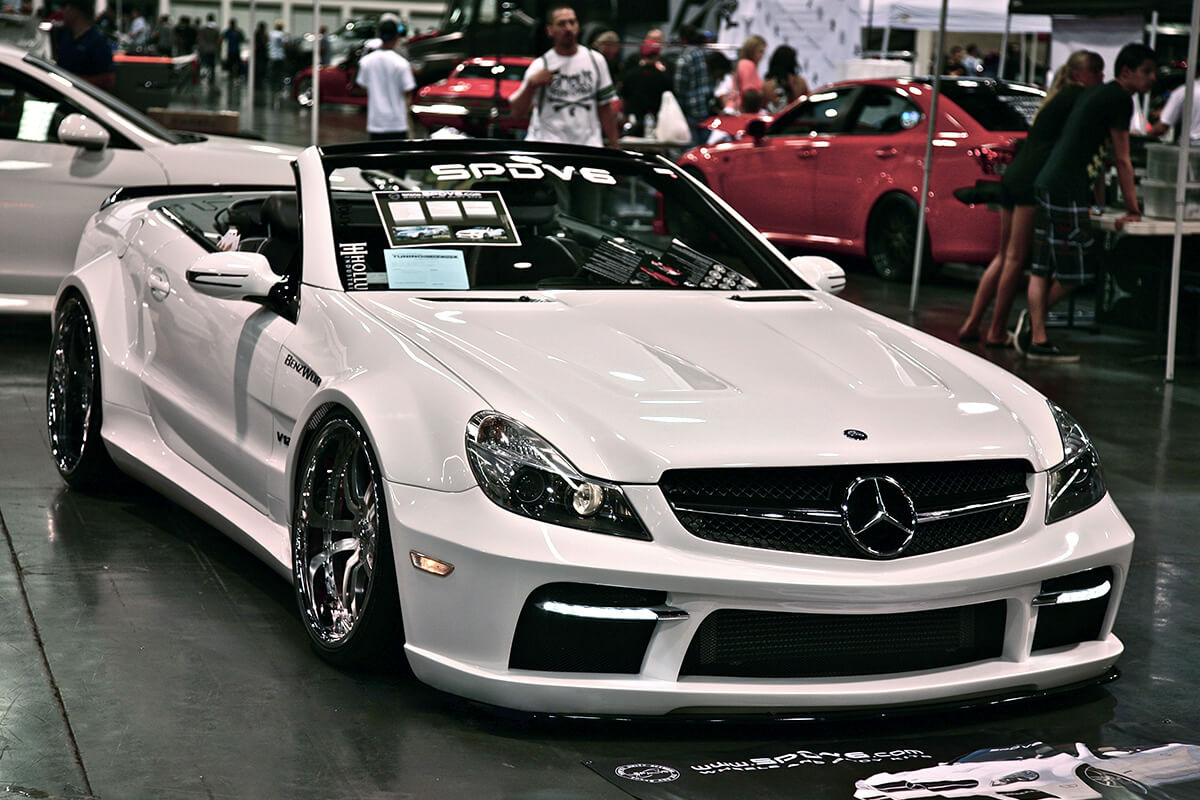 Wideboby Mercedes Benz SL65 AMG R230 With a facelift front end swap