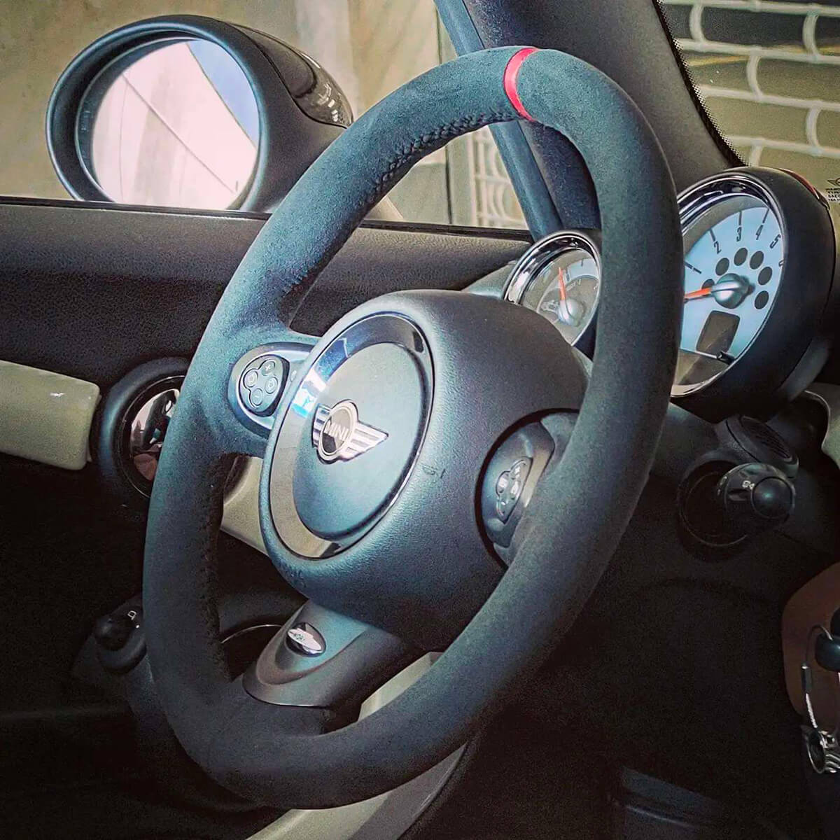 MINI Cooper S R57 alecantara sport steering wheel
