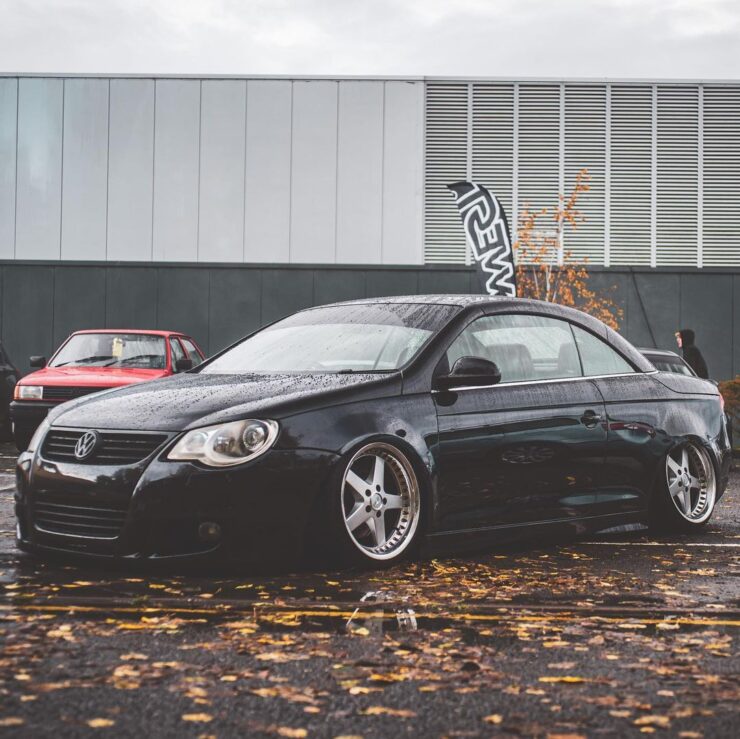 Slammed VW EOS HardTop Convertible on Air Lift Suspension ...